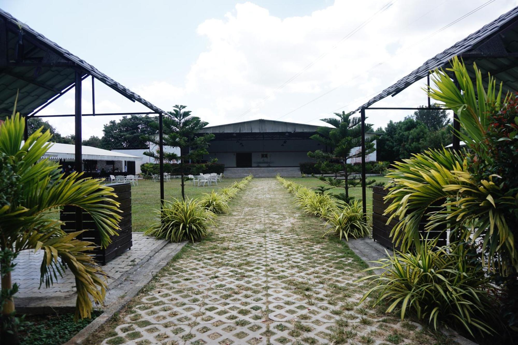Vistar Resort & Hotels Kammasandra Exterior photo