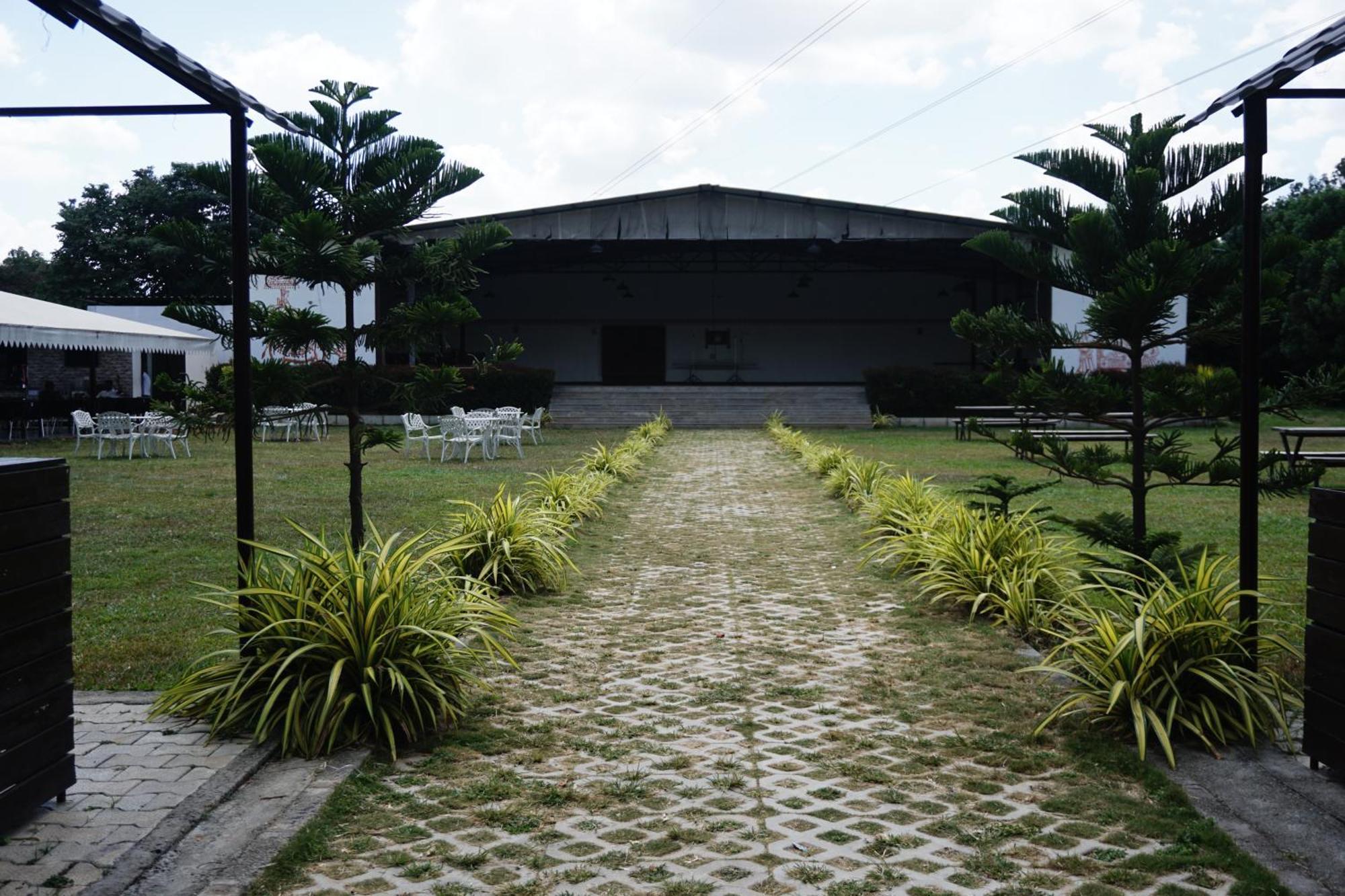 Vistar Resort & Hotels Kammasandra Exterior photo