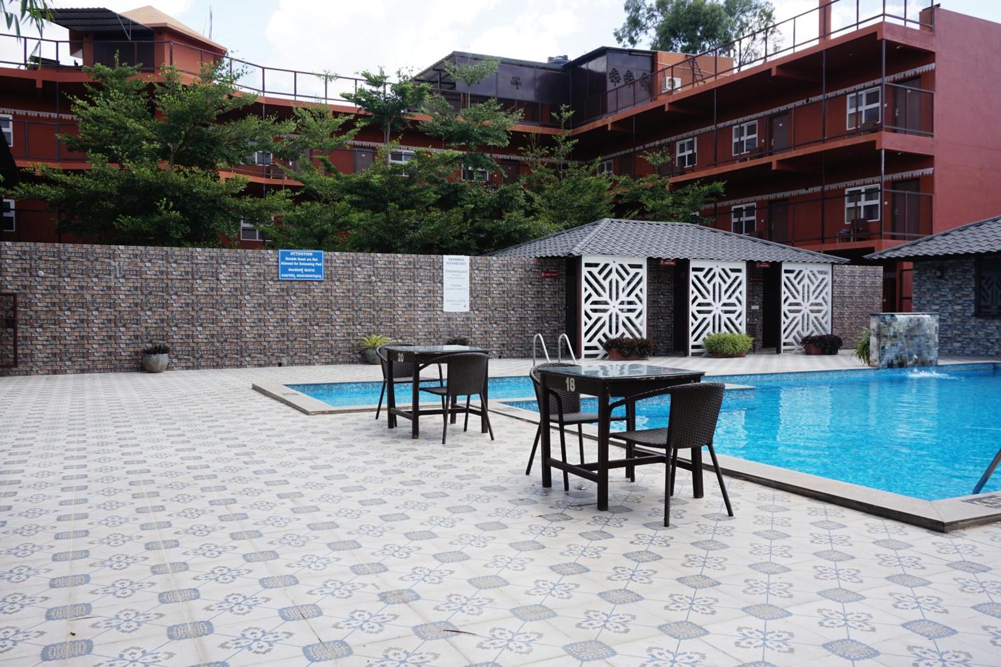 Vistar Resort & Hotels Kammasandra Exterior photo